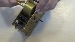 Ремонт, профилактика(репассаж) и реставрация советских настенных часов с боем Янтарь. Разборка