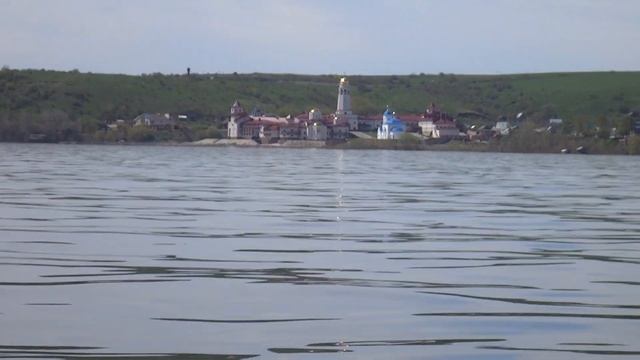 На байдарке по Волге Монастырь смотреть онлайн