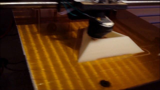 Solidoodle 3 3D Printer Unboxing And First Print Part 2 смотреть онлайн