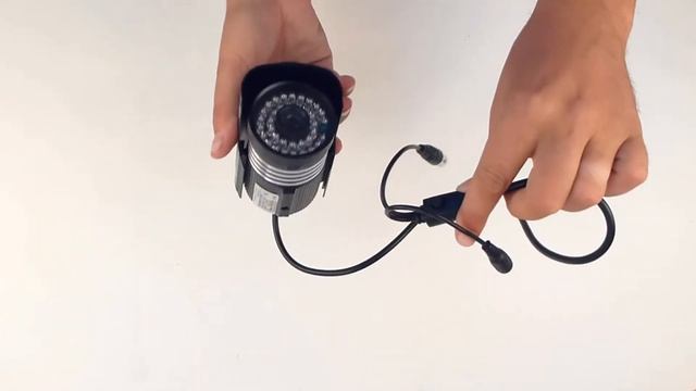 Комплектация аналоговой проводной видеокамеры KDM-6224Q