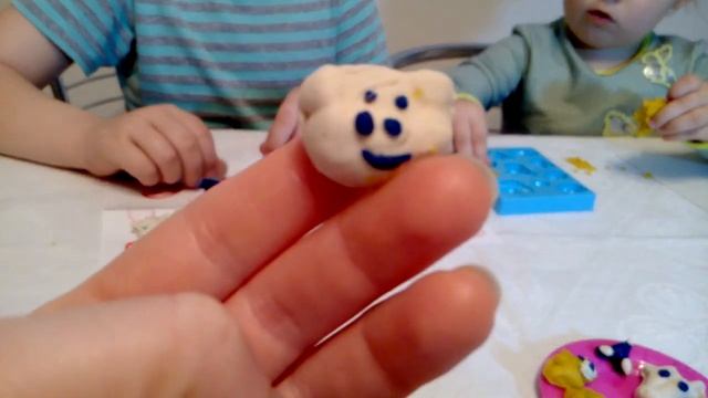 Лепим "Зверят" из тесто-пластилина смотреть онлайн
