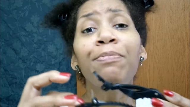 V736- ConsumersCorner: Hair Clips