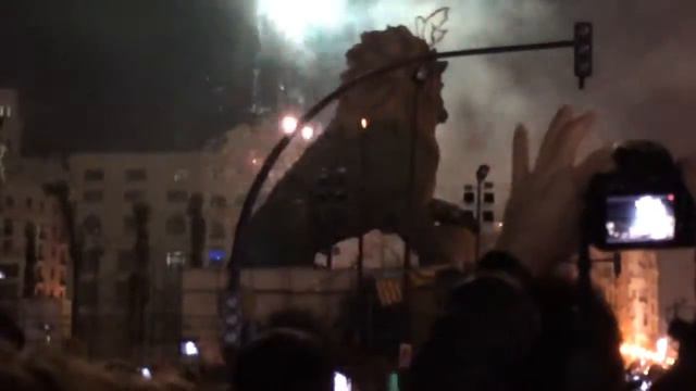 Сожжение льва в Валенсии 20.03.2015 смотреть онлайн