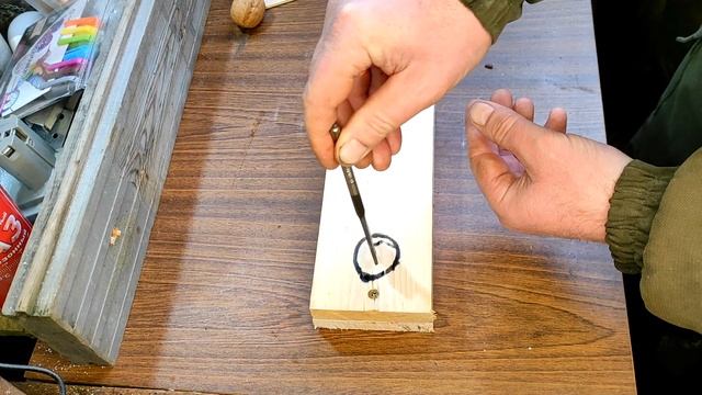 Как без труда колоть сразу несколько грецких орехов || Простое устройство своими руками #30 смотреть онлайн