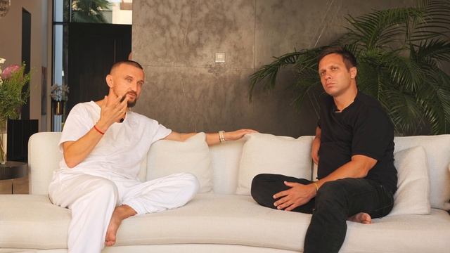 Что такое випассана ? Алекс Гидирим про состояния во время випассаны и про самый мощный опыт. смотреть онлайн