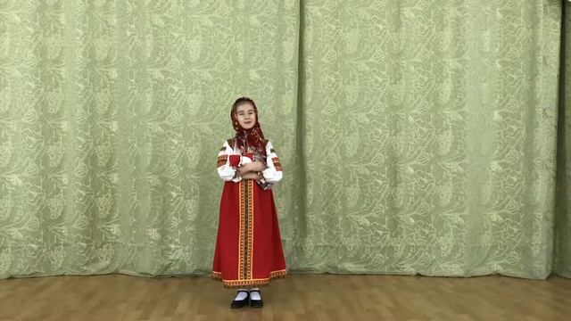 Рыжкина Ксения - "Пошла киса по водицу" лит. текст с. Дорогощь Белгор. , песня с Гвазда Воронеж. смотреть онлайн