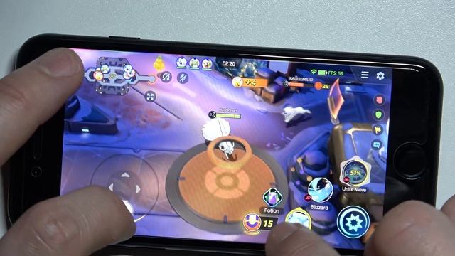 iPhone SE 2022 - Pokemon Unite | GAMING TEST ?| Apple A15 Bionic смотреть онлайн