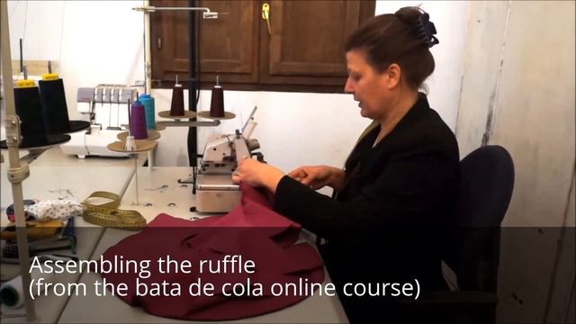 Making circular ruffles (excerpt from bata de cola course) смотреть онлайн