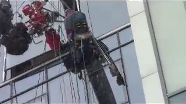 Замена крупногабаритного стеклопакета смотреть онлайн