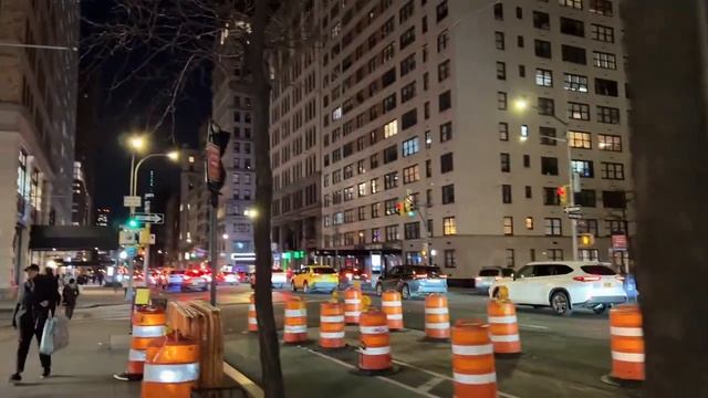 New York City / Manhattan on Saturday Night (January 7, 2023) / Прогулки по Нью Йорку 2023 смотреть онлайн