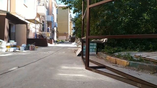 Нижний Новгород, вид снизу. Гребешковский Откос 9А - Ярославская 11