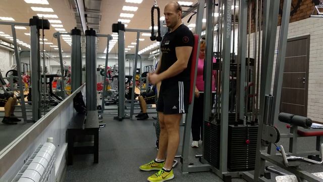 Разгибание рук "косичкой" в кроссовере. Индивидуальное составления программы тренировок +7985225847 смотреть онлайн