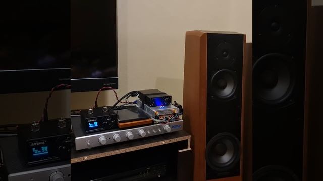 Aiyima Tube T10 + Aiyima A07 (input Power 18V) + Audio Consultant Rondo - Lao Shu Ai Da Mi