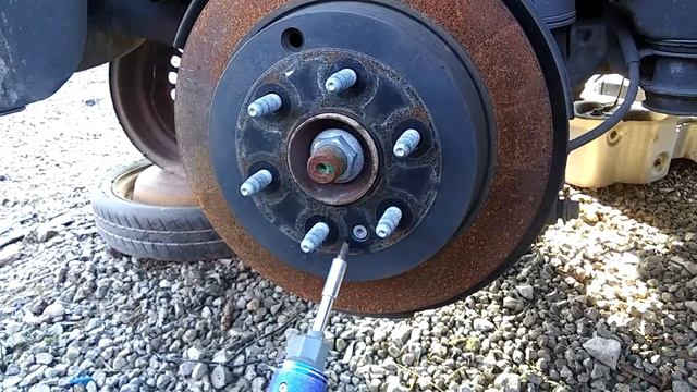 Chevy Traverse 2009- 2017 Brake Rotor Removal! смотреть онлайн