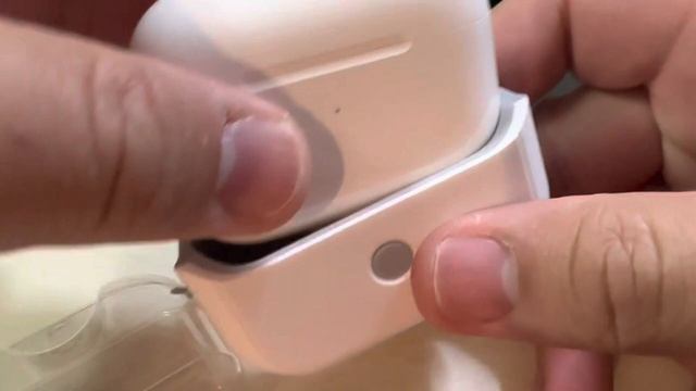 AirPods Pro 2 + ESR AIRPODS COVER смотреть онлайн