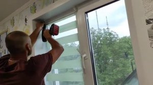 Монтаж жалюзи день ночь