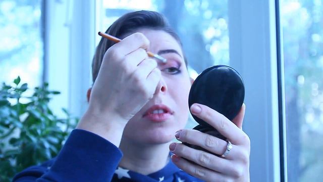 Вечерний макияж из дневного за 15 минут смотреть онлайн