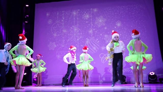 Танцуют дети ,ДК " Радуга" . Оренбург. смотреть онлайн