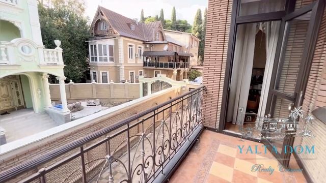 КУПИТЬ ДОМ В ЦЕНТРЕ ЯЛТЫ ВОЗЛЕ МОРЯ И НАБЕРЕЖНОЙ смотреть онлайн