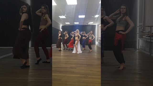Натали Мишнева, Ритм Maksum, Bellydance, Школа Танцев "Мартэ" смотреть онлайн
