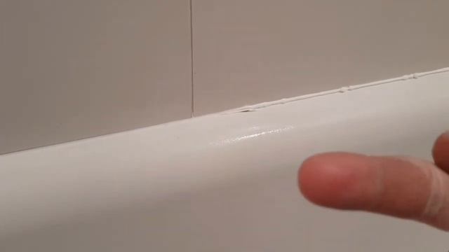 Как легко затереть швы на плитки силиконом ! смотреть онлайн