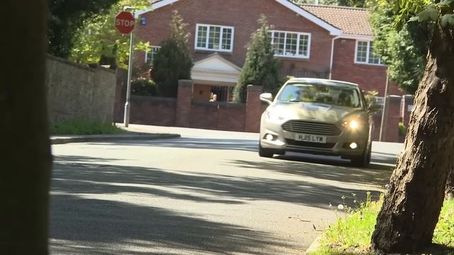 Ford Mondeo Titanium 2015 Review, Test Drive and Walk Round смотреть онлайн