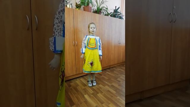 Басня И.А.Крылова "Стрекоза и муравей" смотреть онлайн