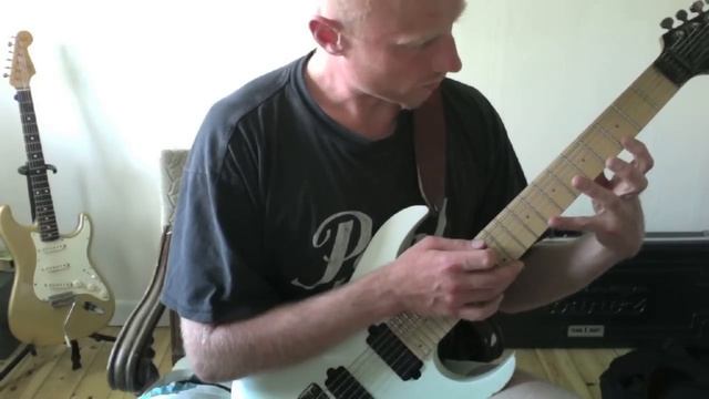 Extreme Tapping 7 string смотреть онлайн