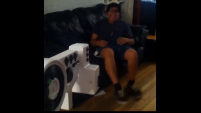 "DubStep Gun In Real Life" смотреть онлайн