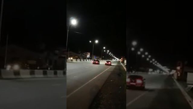 Мустанг против Мерседес w210 5.5 AMG смотреть онлайн