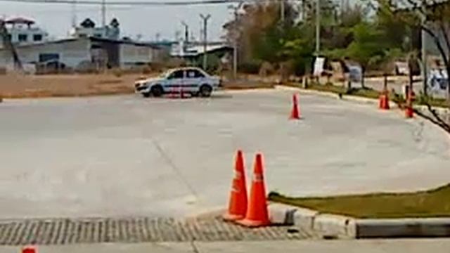 Sunny B11 Gymkhana Chiangmai смотреть онлайн