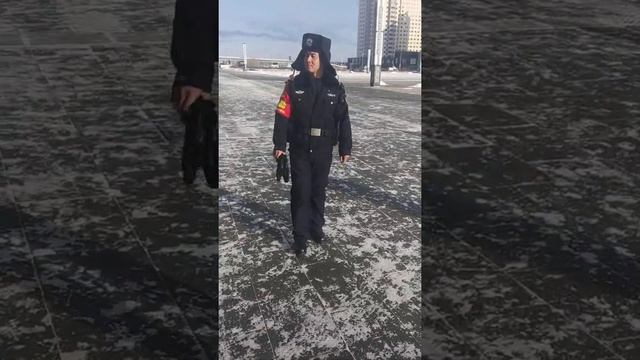 На железнодорожном вокзале Хайлара в Китае смотреть онлайн