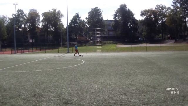 Краков, школьный стадион. смотреть онлайн