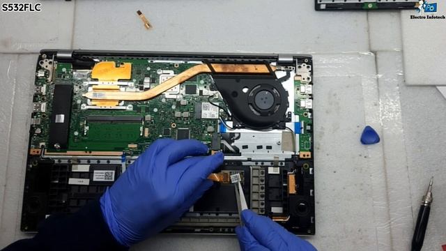 ASUS VivoBook S15 S532FL / ScreenPad Replacement смотреть онлайн