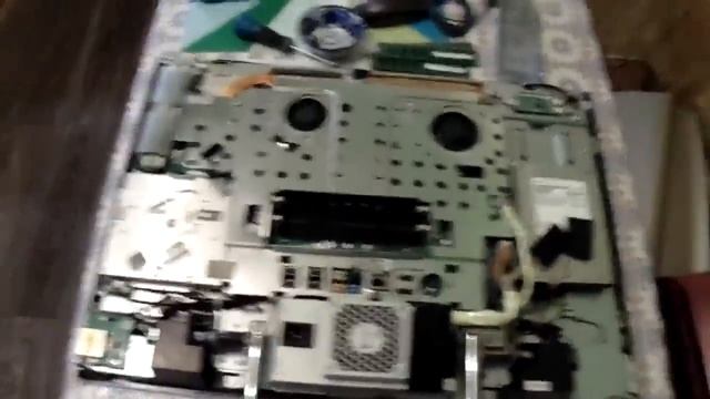 Acer z5710 Полная разборка, чистка и сборка. смотреть онлайн