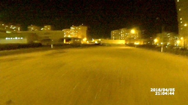 FPV Ночной полёт QAV250 05042016 смотреть онлайн