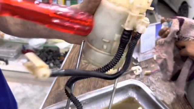 Fuel filter cleaningl Civic x by Snail Squad. смотреть онлайн