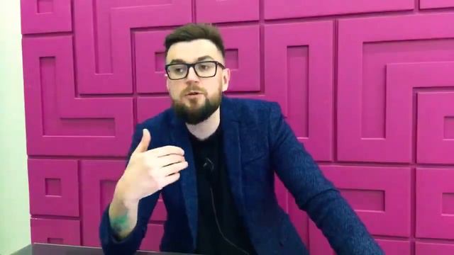 Женская навязчивость. Отталкивают активные девушки. смотреть онлайн