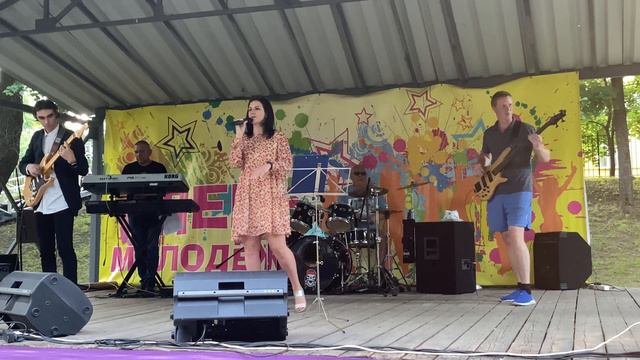 Лера Массква - 7 этаж (Cover, Кавер) смотреть онлайн