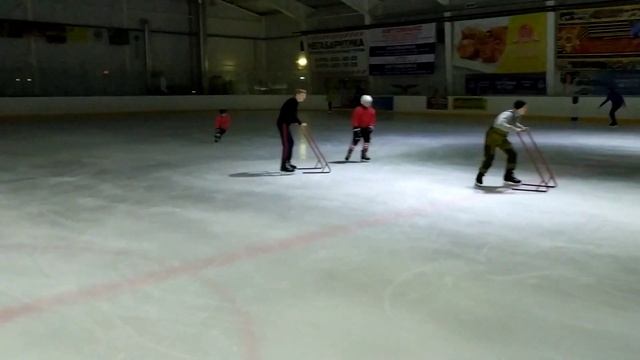 Дискотека Ледовая Арена Дружба Ракитное смотреть онлайн