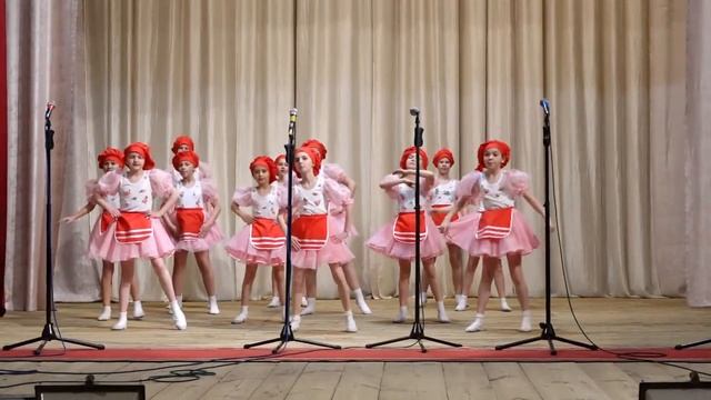 16 Танцевальный коллектив «Озорницы» - «Красные Шапочки» смотреть онлайн