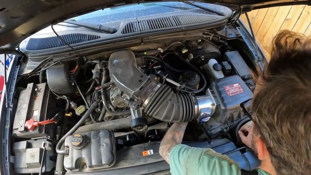 Turnt Up! Tuning the Supercharged SVT Lightning and creating more BOOST! смотреть онлайн