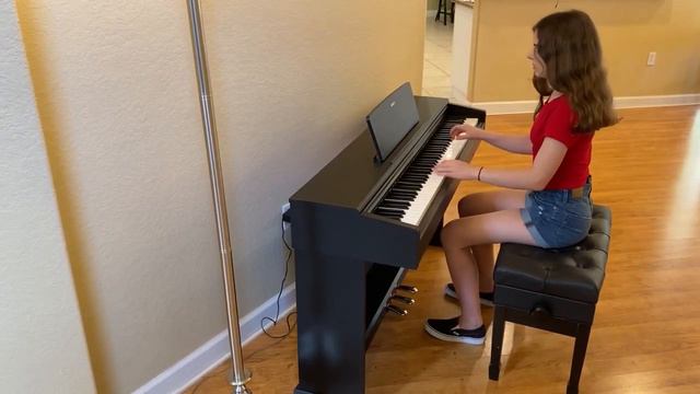 Alisa performs Beethoven Piano Sonata Op.49, No.2 смотреть онлайн