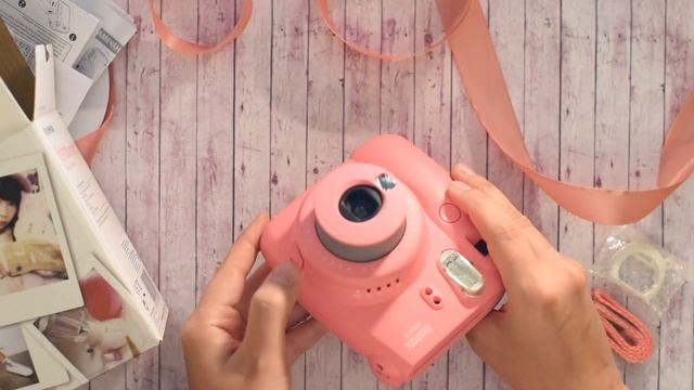 Распаковка и обзор Fujifilm instax 9 смотреть онлайн