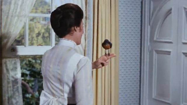 A Spoonful Of Sugar - Julie Andrews in Mary Poppins 1964 смотреть онлайн