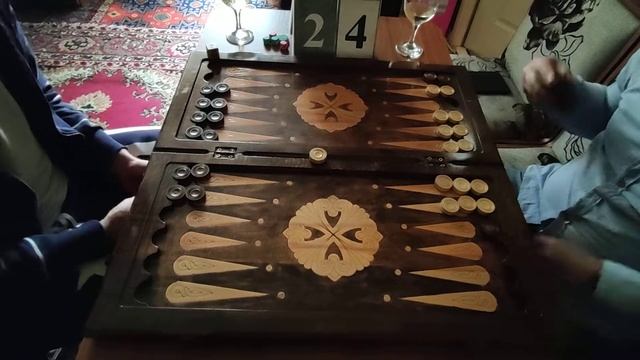 Нарды с Арменом | #Короткие #нарды | Матч 2 смотреть онлайн