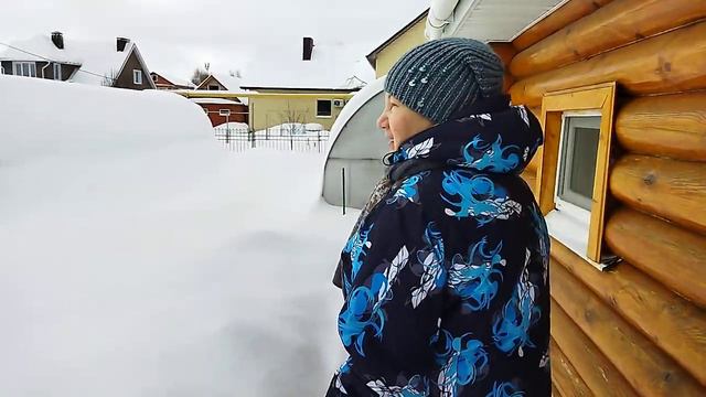 МНОГО СНЕГА - МНОГО ХЛЕБА ИЛИ СНЕЖНЫЕ ПРИКЛЮЧЕНИЯ смотреть онлайн