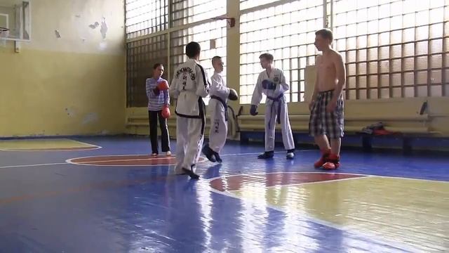 Тренировка по тхеквондо в Коктебеле 12 03 2016 смотреть онлайн