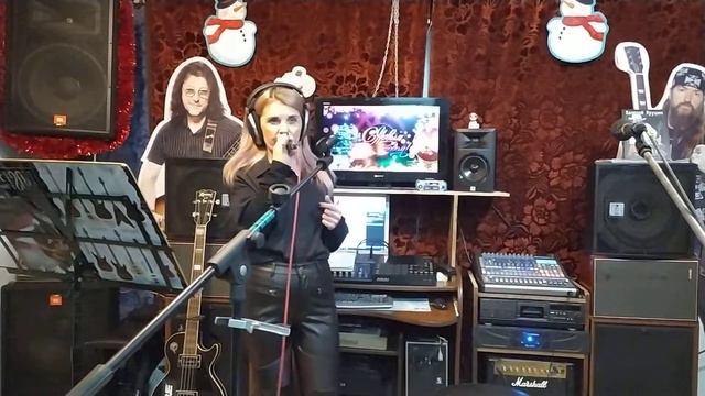 А в ресторане ! ( kaver ) смотреть онлайн