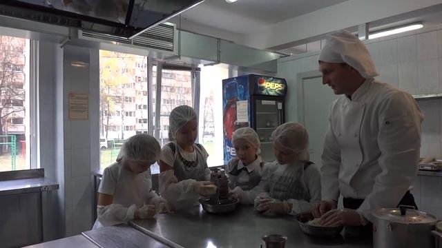 Как приготовить хачапури в школьной столовой смотреть онлайн